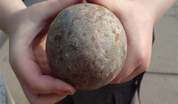 Detail History of Stone Cannon Balls